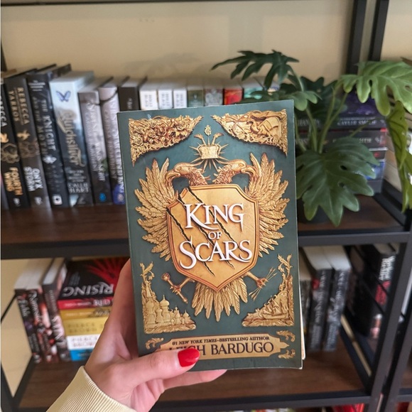 King of Scars by Leigh Bardugo - Picture 1 of 2
